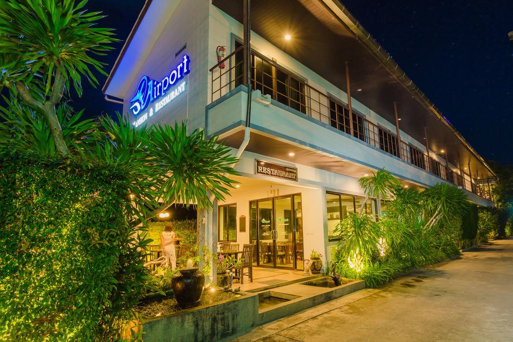 Отели пхукет аэропорт. Nai yang Beach Hotel 3* (Nai yang). Nai yang Beach Hotel 3*. Арт Меншн Пхукет фото